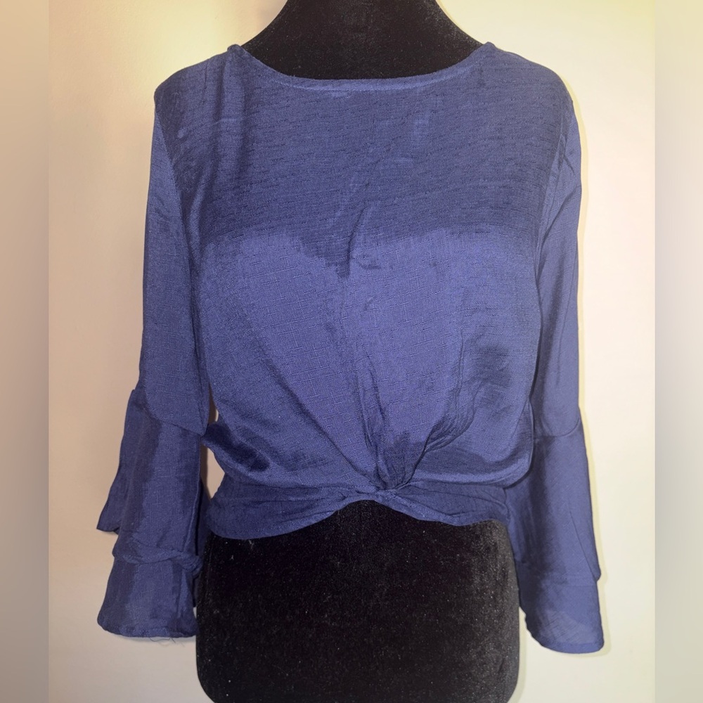 Lulu's Navy Blue Blouse Front bottom Twist Ruched waist and fluttered sleeve